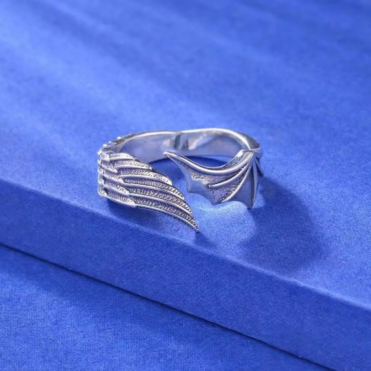 Vintage Angel Wing Demon Eye Hip Hop Adjustable Couple Ring for Men Women