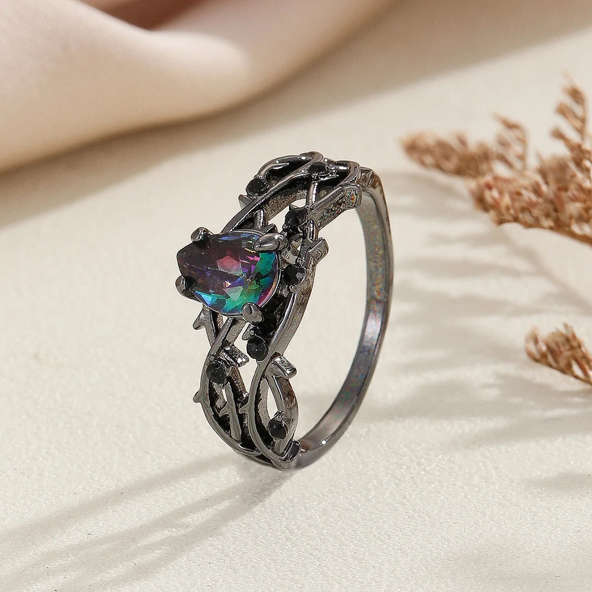 Luxury Black Cubic Zirconia Vine Ring – Fashion Jewelry