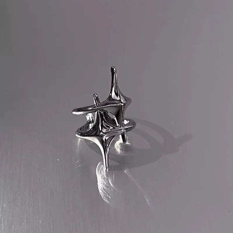 Charming Y2K Star Open Ring for Women – A Creative Vintage Silver Adjustable Ring, Perfect as a Couple's Jewelry Gift.
