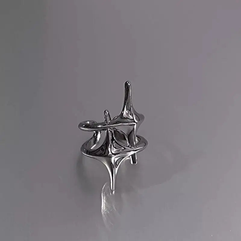 Charming Y2K Star Open Ring for Women – A Creative Vintage Silver Adjustable Ring, Perfect as a Couple's Jewelry Gift.