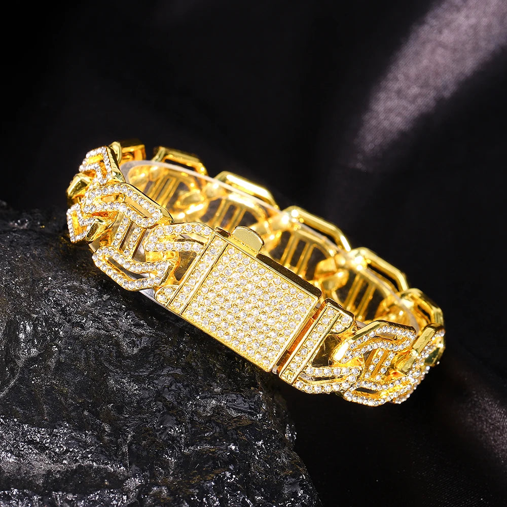 Shiny Gold Cuban Link Chain Bracelet – Iced Out Rhinestone Wristband for Men & Women